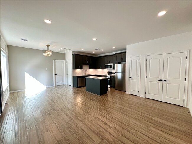 Photo - 11555 Persimmon St