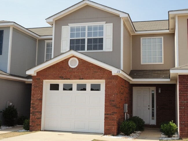 Building Photo - 115 Wakefield Way Unit 115 Wakefield Way