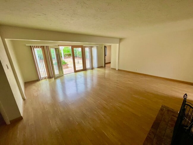 Photo - Indoor/outdoor living, spacious 4/2 on a quiet street in Mills Estates