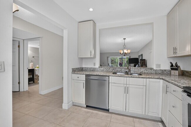 21211 Lago Cir Unit C