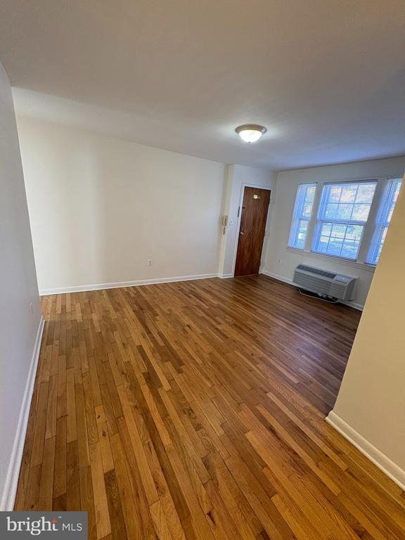 Building Photo - 818 Jefferson St Unit A