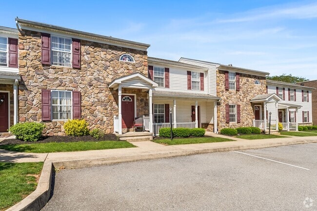 Building Photo - Canterbury Unit 112 Rental