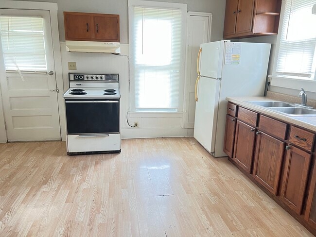 Photo - 1609 Indiana St