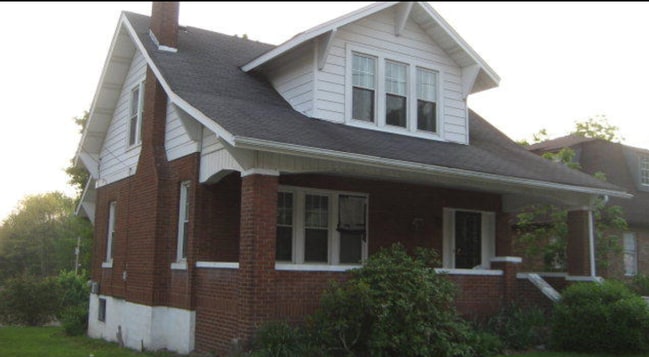 Building Photo - 418 S Fayette St Rental