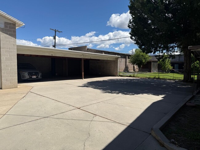 Photo - 54 W Clearfield triplex Unit 2