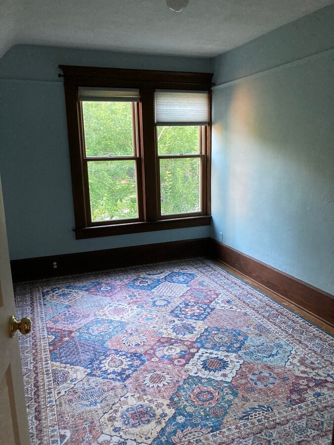 Photo - 530 Miller Ave