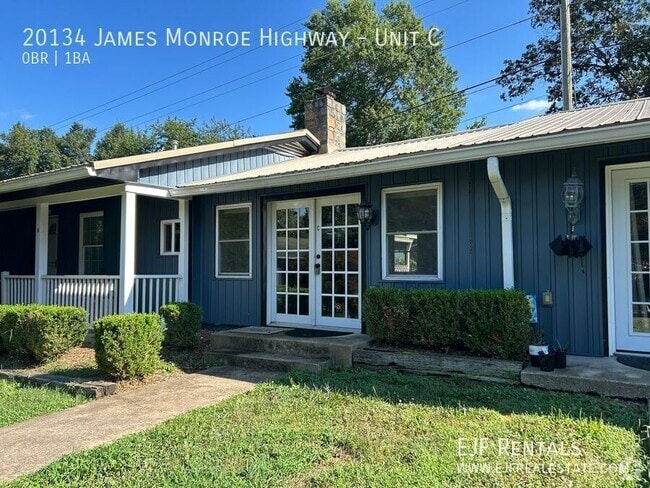 Building Photo - 20134 James Monroe Hwy Unit C Rental