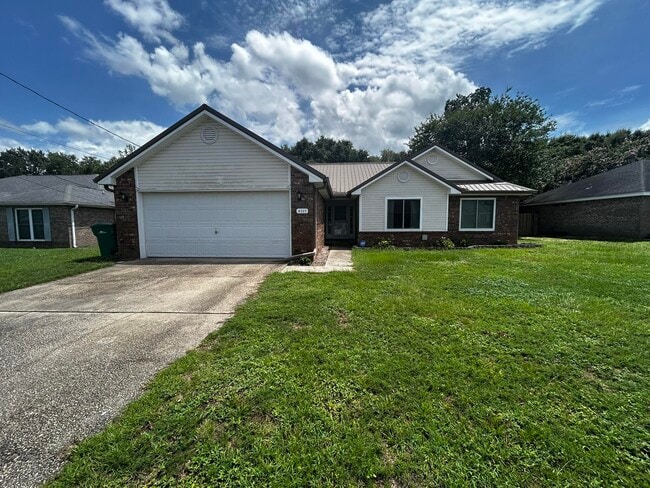 Building Photo - 4769 Coronado Cir