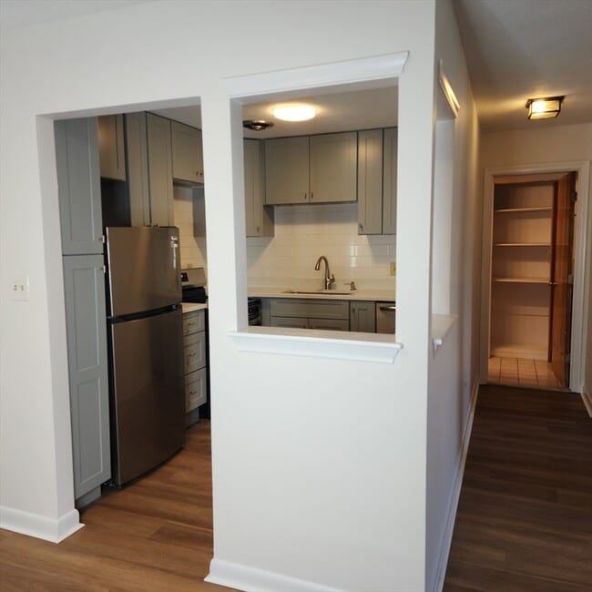 Photo - 1323 Worcester Rd Unit G7