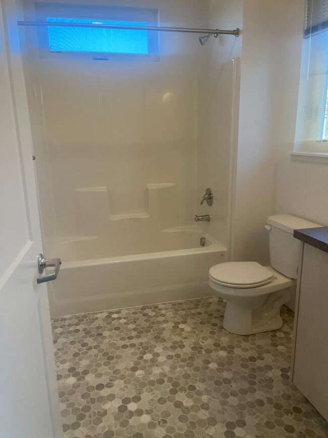 Photo - 1610 SW Juniper Ave Unit 1610 101