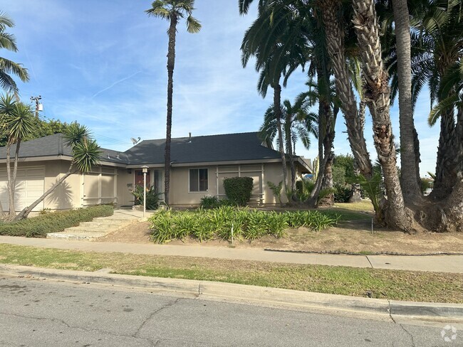 Building Photo - 1419 Walling Ave Rental