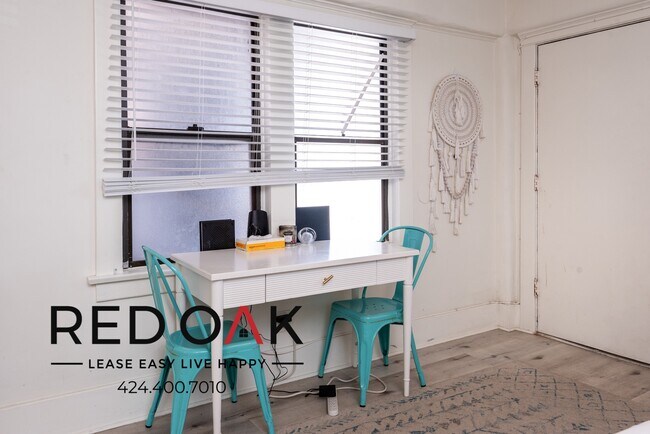 Photo - Luxurious, Furnished Studio with Private D... Unit 7