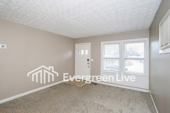 Photo - 8771 Desoto Dr