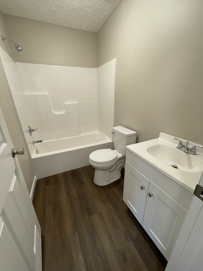 Photo - 1340 Cumberland St