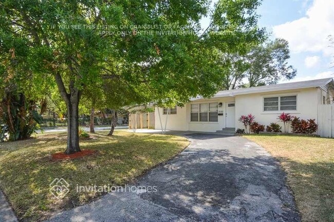 Photo - 3100 SW 20th Ct
