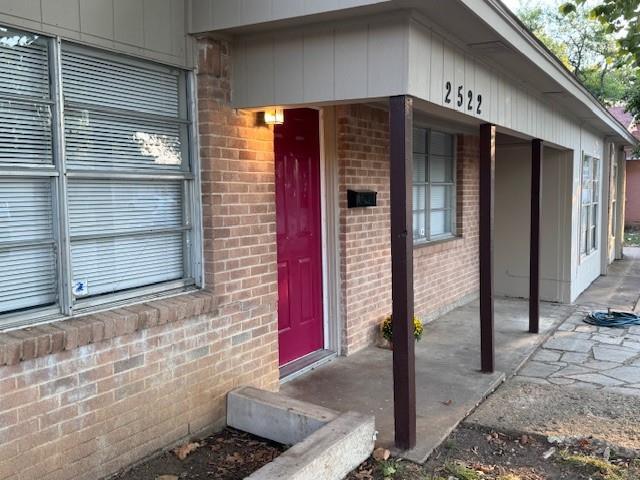 Photo - 2522 Cunningham St