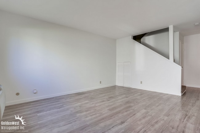 Photo - Charming 2Bdm 1Ba Condo with Modern Upgrad...