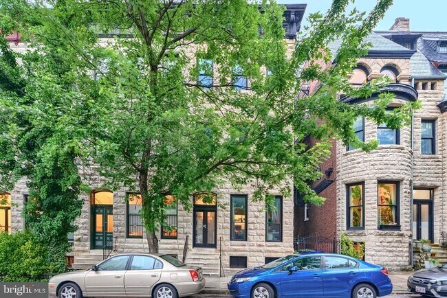 Building Photo - 1311 N Calvert St Unit 4 Rental
