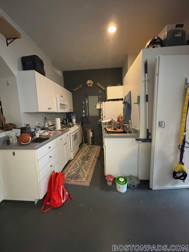 Photo - 160 E Berkeley St Unit 317