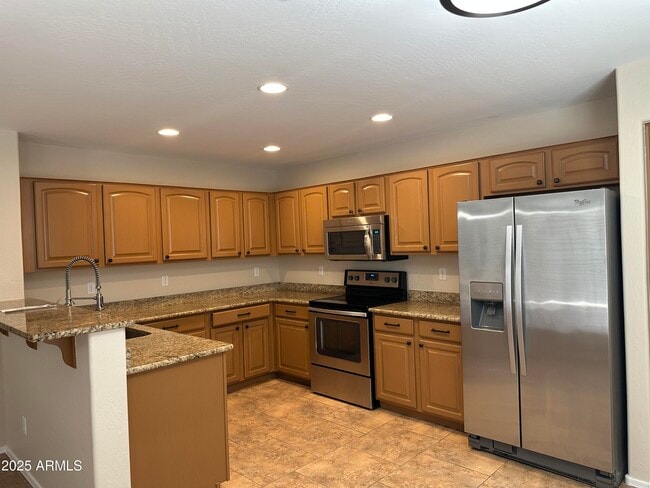 Photo - 2011 W Sunshine Butte Dr