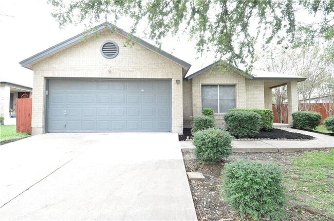 Building Photo - 1116 Porterfield Dr