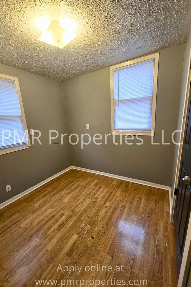 823 3rd Ave Unidad C