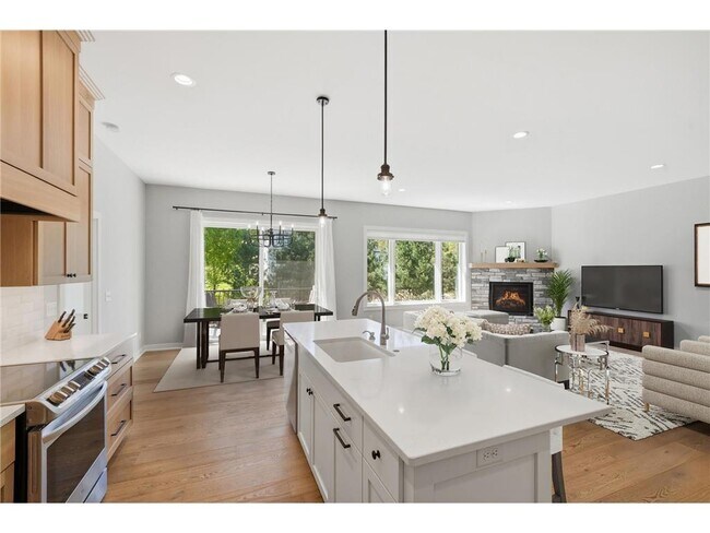 Photo - 25155 Glen Rd