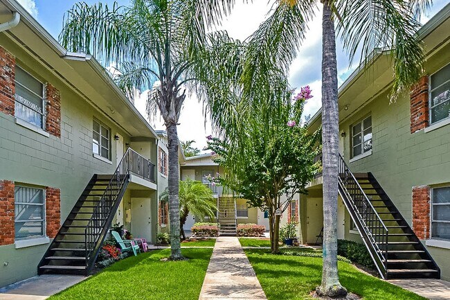 McLean Fairway 3036B - McLean Fairway 3036B Unit 3036B