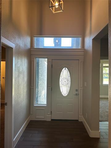 Photo - 2420 Creek Dr