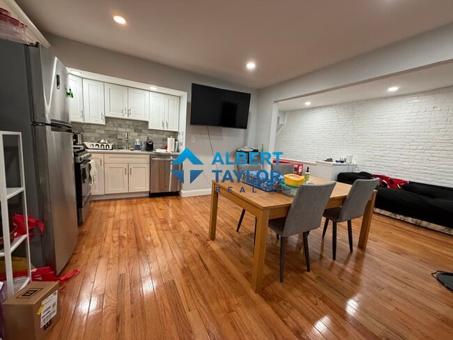 Kitchen/Dining/Living Area - 475 Massachusetts Ave Unit 3