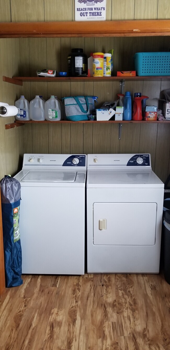 lavadora secadora proporcionada - 405 Kase St Unidad 405