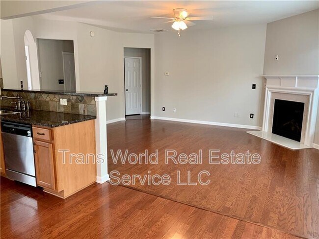 Photo - 2352 Jasmine Glen Dr