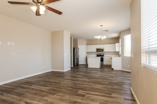 Photo - 2526 S 90th Glen