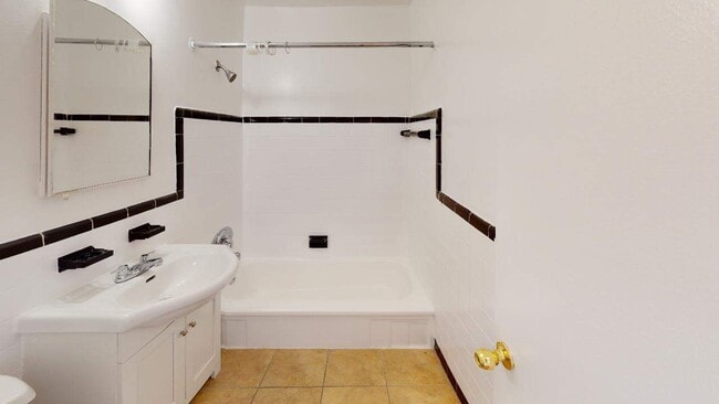 Photo - Family Friendly Building! Unit 1