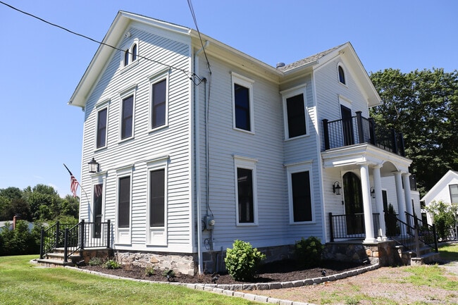 Photo - 374 Grassy Hill Rd House
