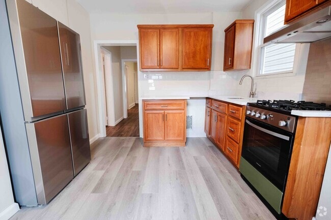 Building Photo - 6 Apollo St Unit 1 Rental