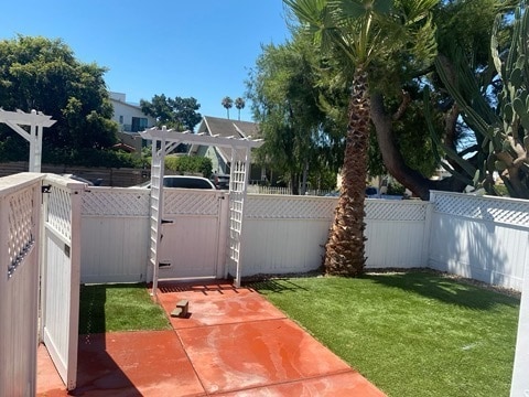 Building Photo - 10847 Hesby St