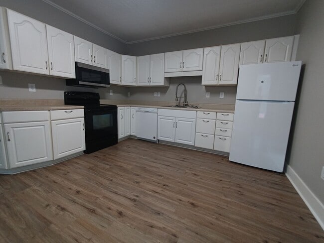 Photo - 3704 Fairview St SW Unit 3704 Fairview
