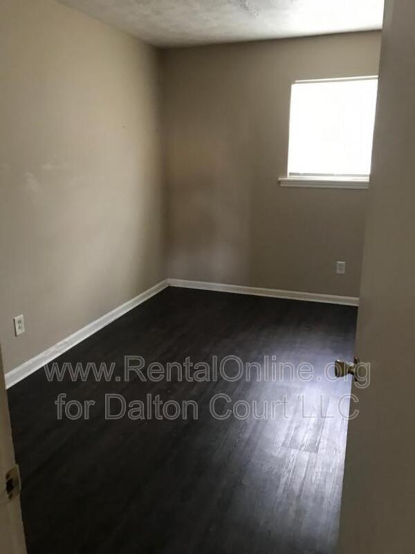 Photo - 1972 Cambridge Dr Unit 28