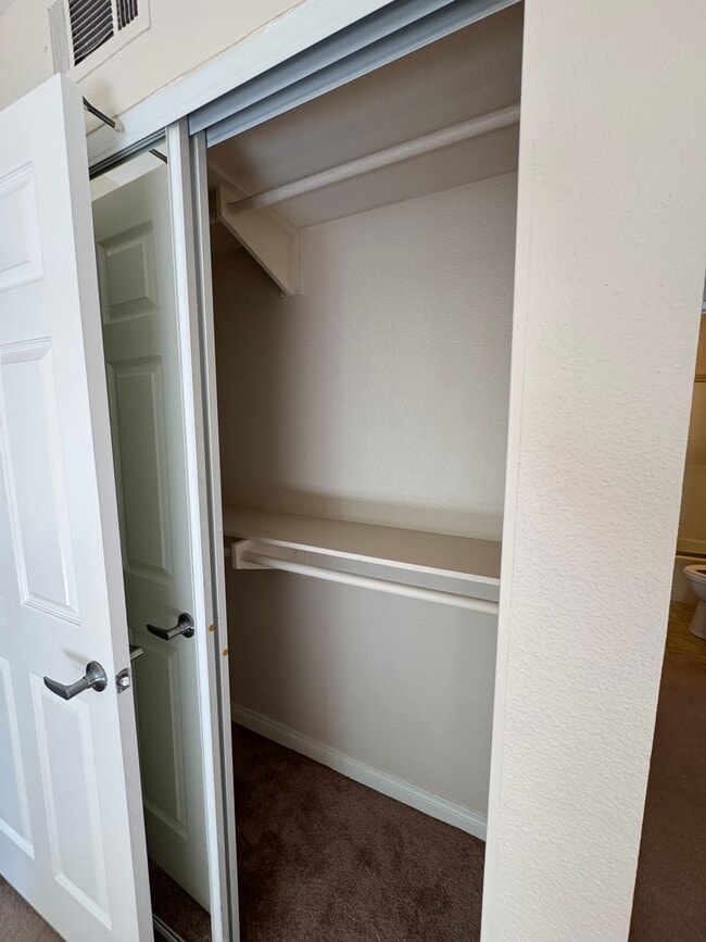 Photo - 5510 Owensmouth Ave Unit 202