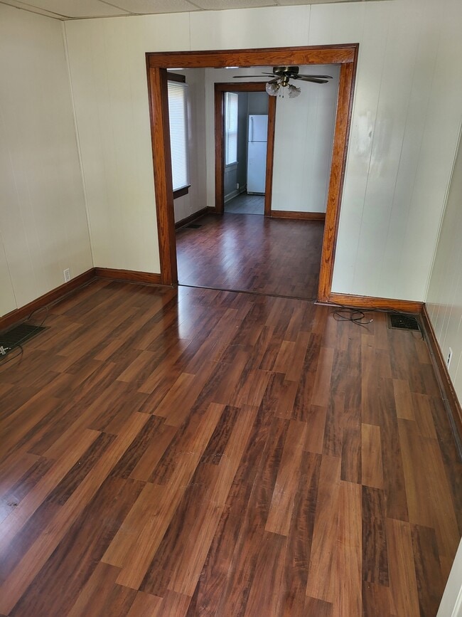 Photo - 1124 S Harlan Ave