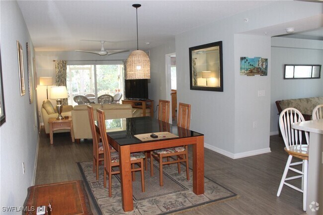Building Photo - 25735 Lake Amelia Way Unit 105 Rental