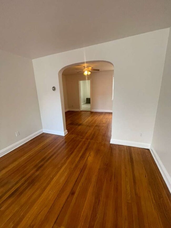 Photo - Recently Renovated Three Bed One And A Half Bath Ready For A New Tenant!