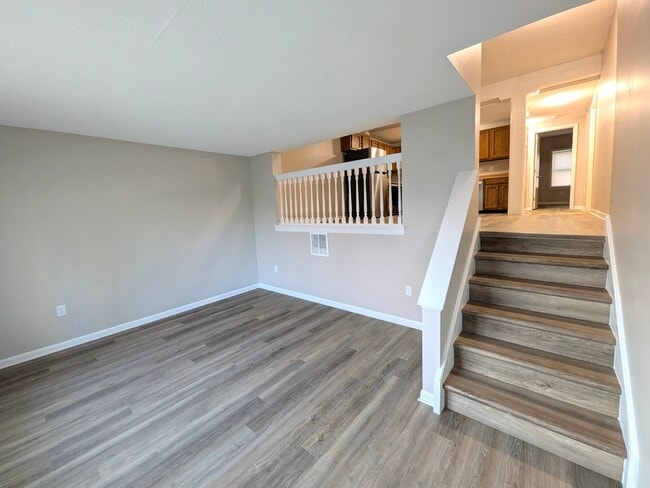 Building Photo - 6 Park St Unit 5