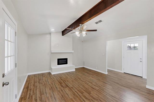 Photo - 1407 El Camino Cir