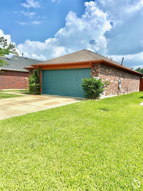 Building Photo - 17013 Carbridge Dr Rental