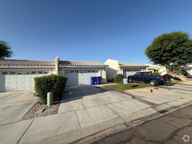 Building Photo - 10723 E 34th St Rental