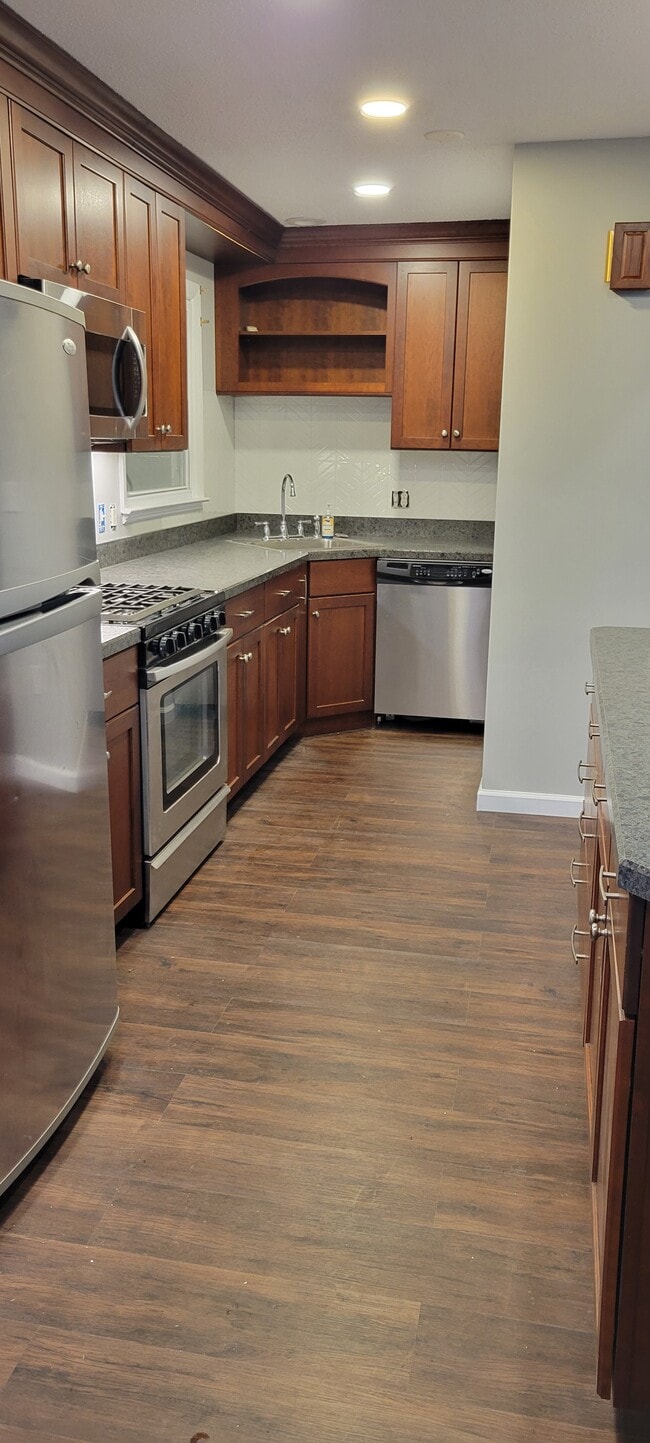 Fully updated Kitchen - 411 Brewer St