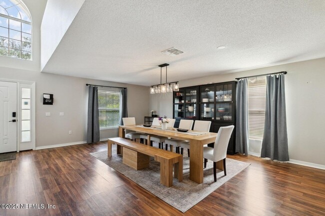 Photo - 8164 Foxdale Dr