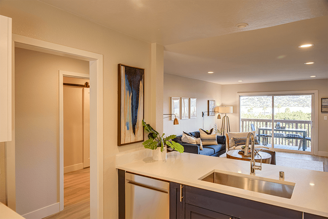 Photo - Harbor Point